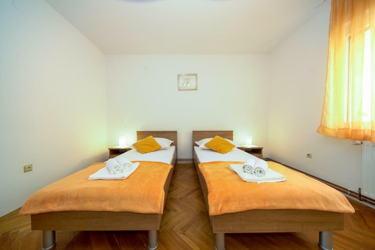 Apartments L&L Dugi Rat Εξωτερικό φωτογραφία
