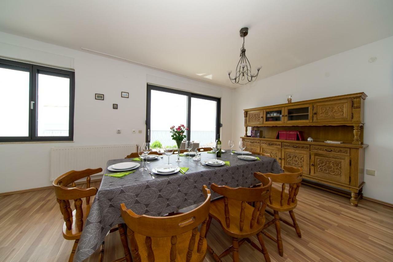 Apartments L&L Dugi Rat Εξωτερικό φωτογραφία